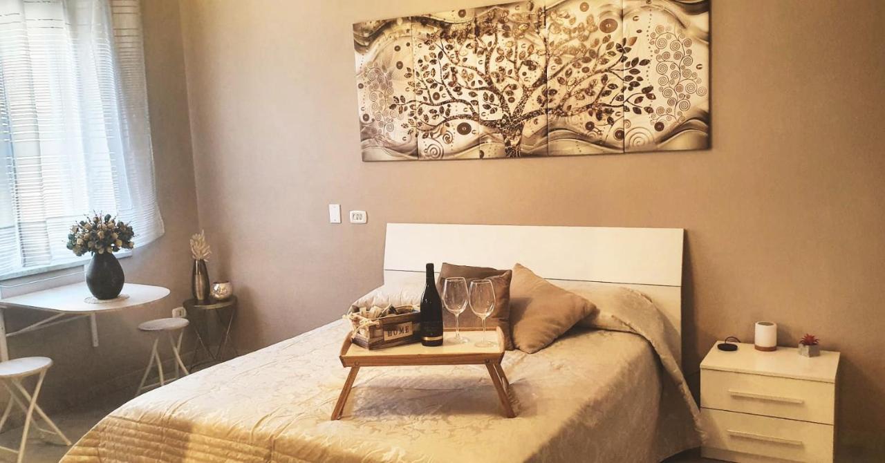Dale Rooms Naples Luaran gambar