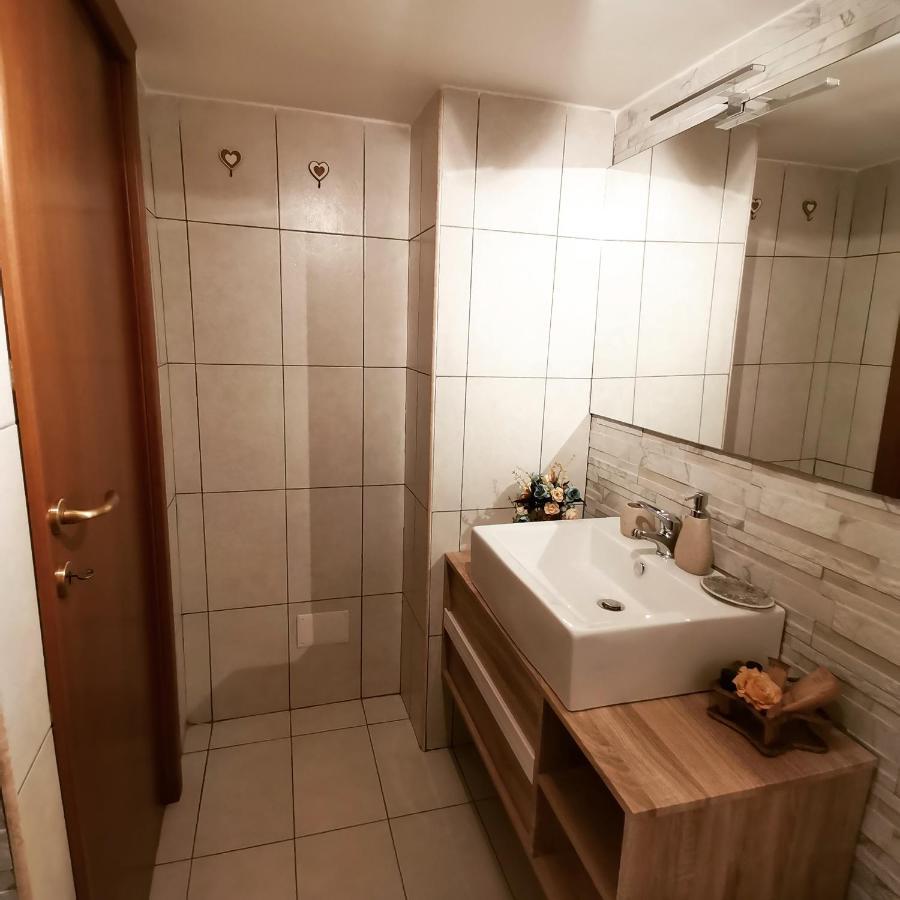 Dale Rooms Naples Luaran gambar